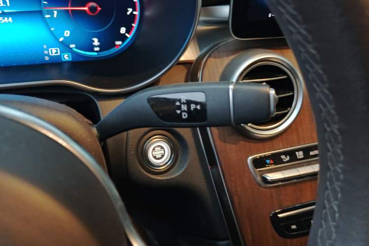 Used Mercedes-Benz GLC 2020 Facelift GLC 300 L 4MATIC Dynamic Edition
