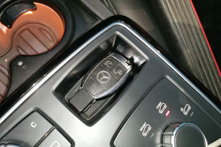 Used Mercedes-Benz GLE Coupe 2015 GLE 320 4MATIC Coupe SUV
