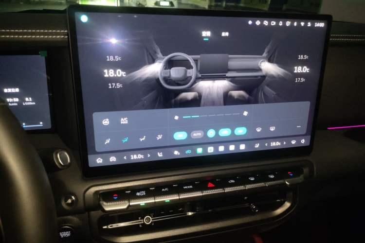 Used Tank 300 2025 2.4T Diesel Version