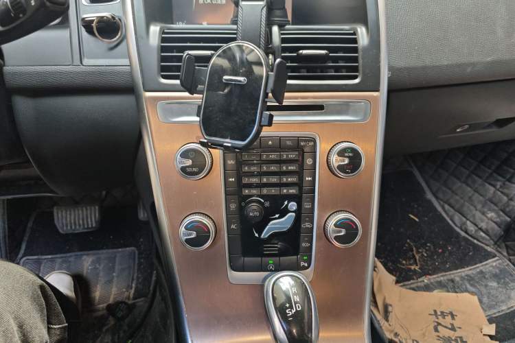 Used Volvo XC60 2016 T5 Smart Drive Edition
