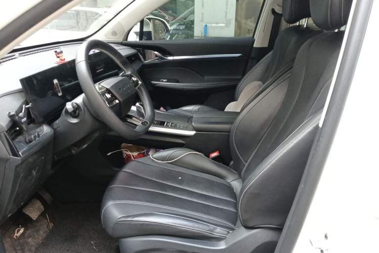 Used Roewe RX5 MAX 2022 1.5T Automatic Zhiwei Prestige Edition
