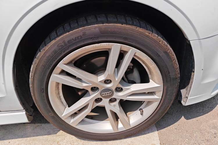 Used Audi A3 2019 Limousine 35 TFSI Fashion Edition China VI Emission Standard
