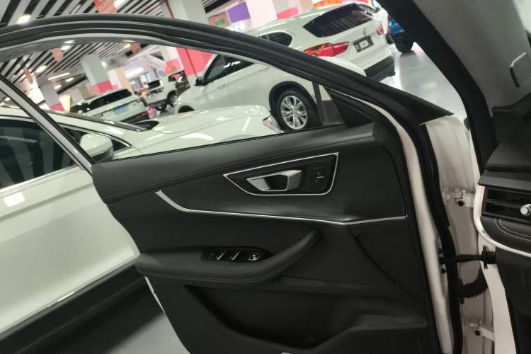 Used Chery Tiggo 8 2022 1.5 TCI Automatic Prestige Edition 5-Seater