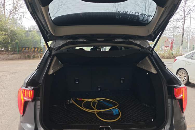 Used Lynk & Co 01 EM-P 2019 1.5T PHEV Jing Meeting China VI Emission Standards