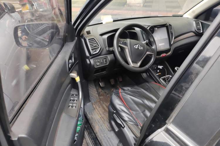 Used CHANGAN OSHAN CX70 2016 1.6L Manual Sport Model