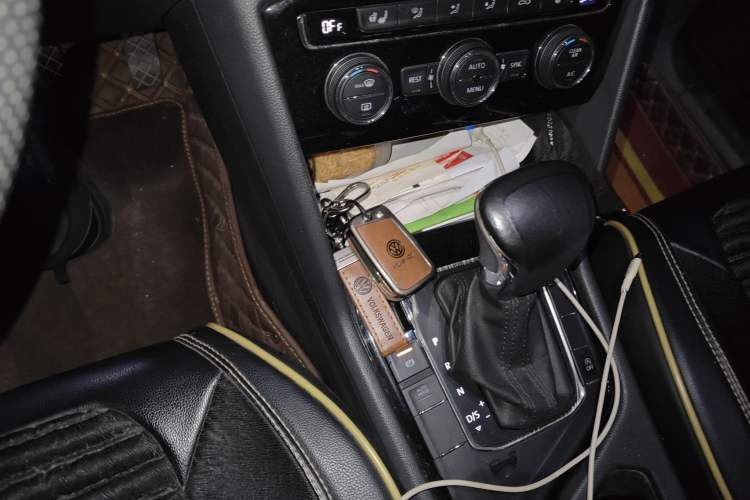 Used Volkswagen Tiguan L 2018 330TSI Automatic Two-Wheel Drive Luxury Edition Vehicle Key