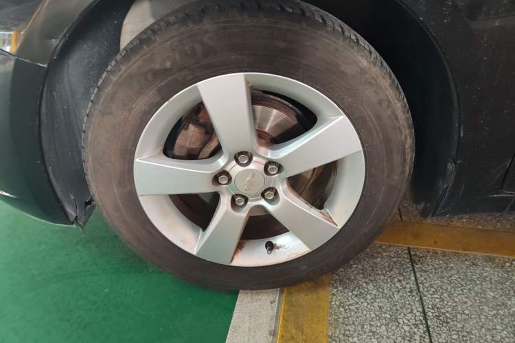 Used Chevrolet Cruze 2013 1.6L SE MT Exterior 2