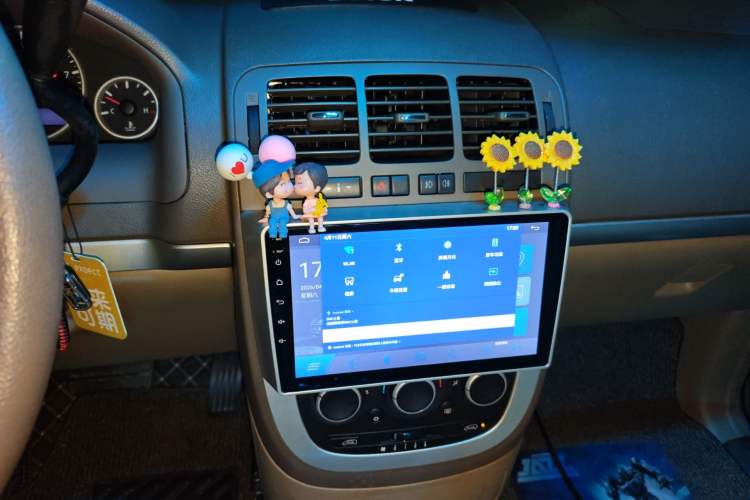 Used Buick GL8 2014 2.4L Classic Edition Audio And AC Panel