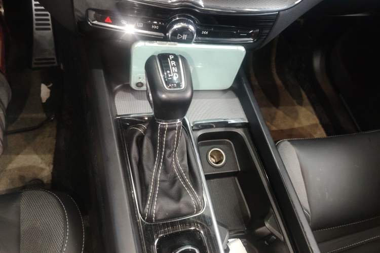 Used Volvo XC60 2020 T5 4x4 Smart & Dynamic Sport Edition