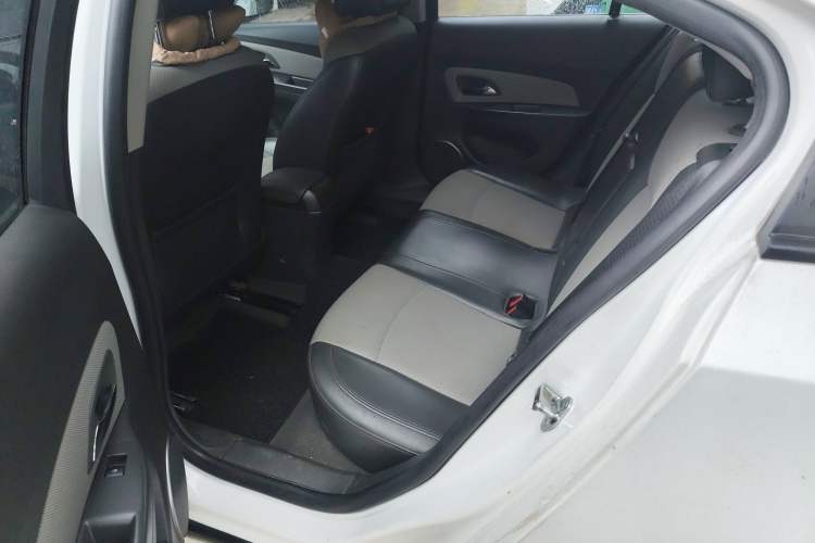 Used Chevrolet Cruze 2013 1.8L SE AT