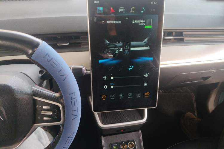 Used NETA V 2022 Long-Range Industry Custom Edition