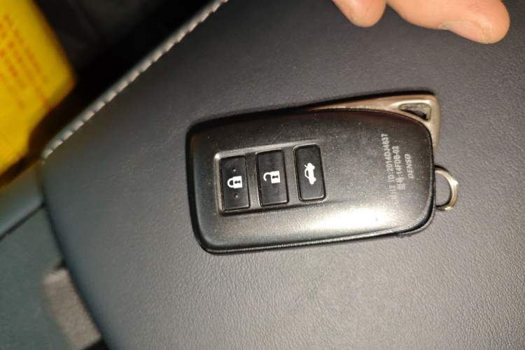 Used Lexus ES 2017 200 30th Anniversary Edition