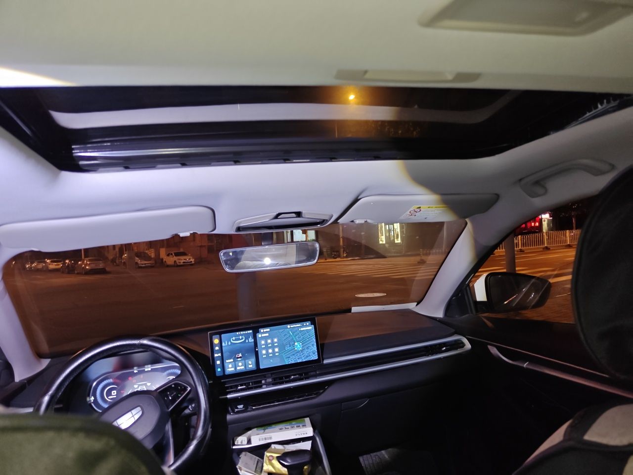 Geely Auto Emgrand 2025 4th Generation 1.5L CVT Luxury Version — снимка 18