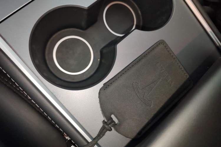 Used Tesla Model Y 2024 Rear-Wheel-Drive Version