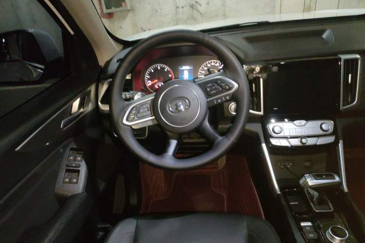 Used Great Wall Poer 2021 2.0T Commercial Version Automatic Diesel 4x4 Elite Long-Box GW4D20M
