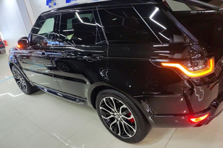 Used Land Rover Range Rover Sport 2021 3.0 L6 YAO Black Edition
