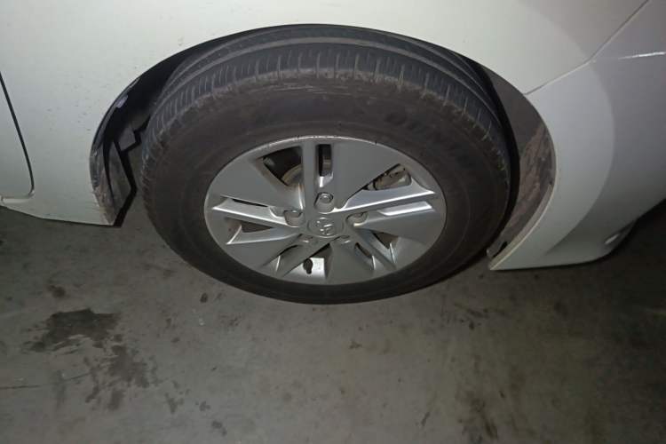 Used Toyota Corolla 2017 1.2T CVT GL Right Front Wheel Hub