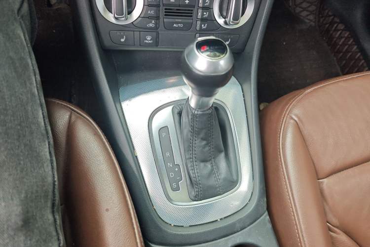 Used Audi Q3 2015 35 TFSI quattro Technology Edition
