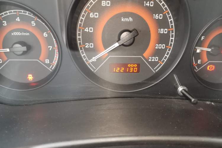 Used Soueast V3 Lingyue 2014 1.5L Manual Style Value Edition
