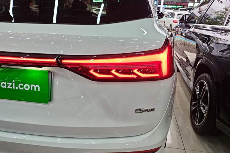 Used Landian E5 PLUS 2025 165 km Long-Range Version 7 Seats
