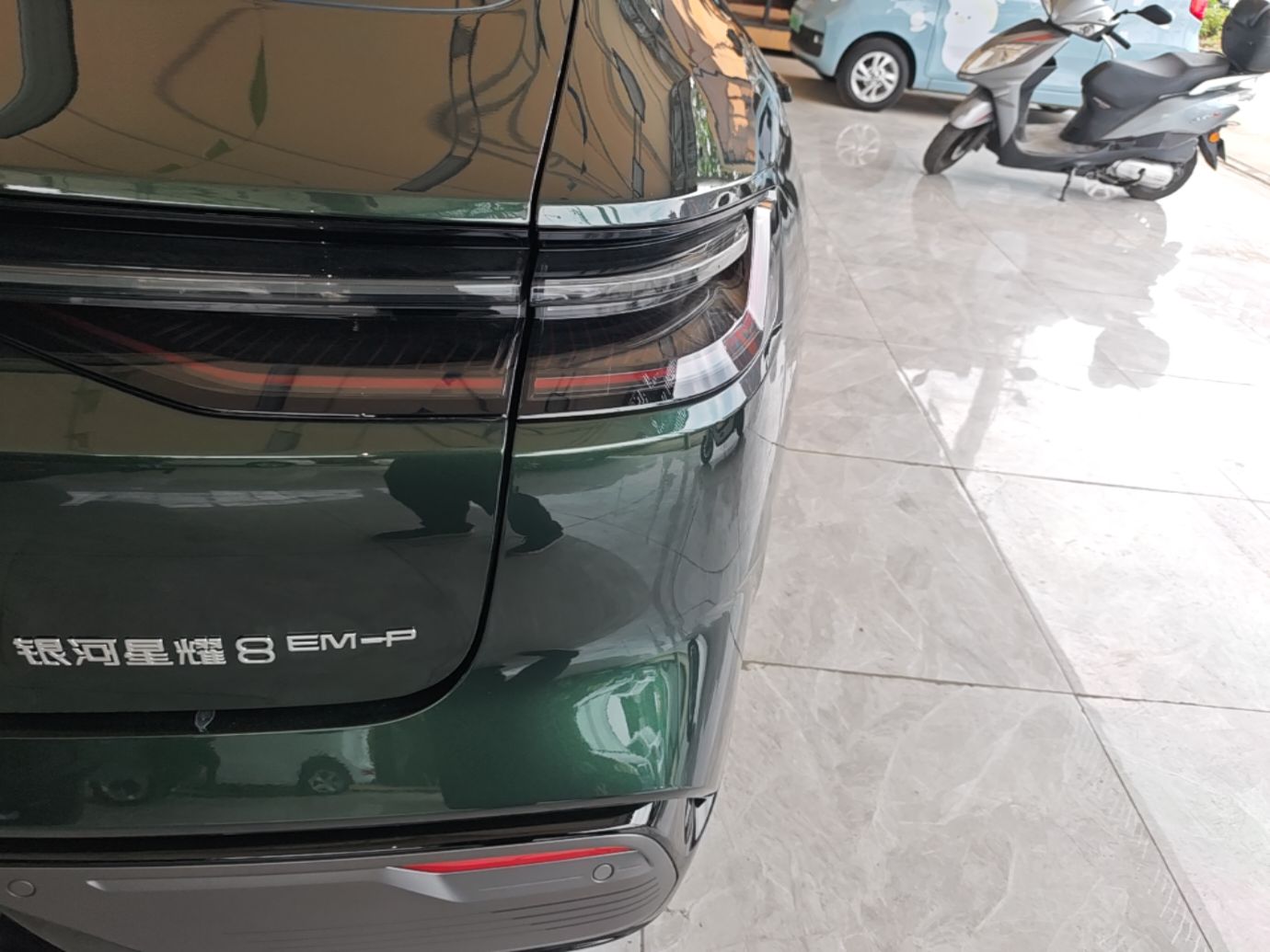 Geely Galaxy 8 2025 130km EM-P Starship Edition — снимка 9