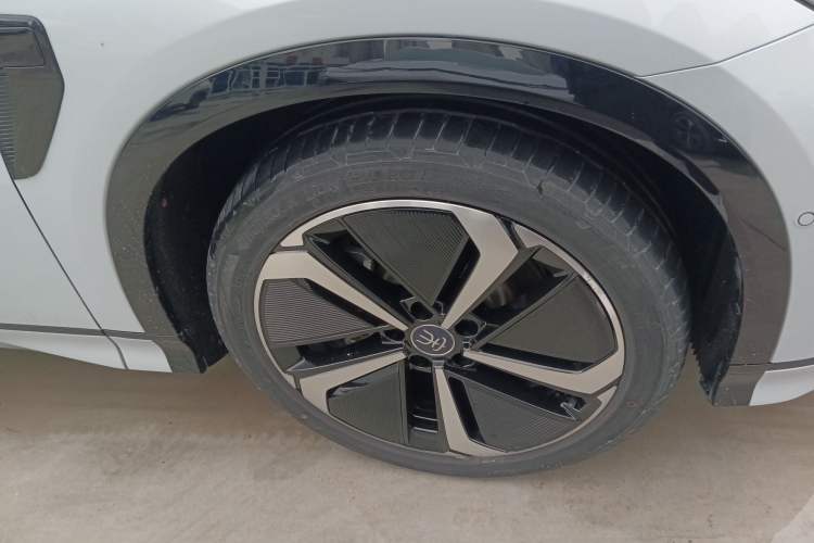 Used BYD Song L EV 2024 662 km Excellence Version