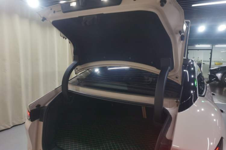 Used ARCFOX Alpha S5 2024 708MAX 200kW
