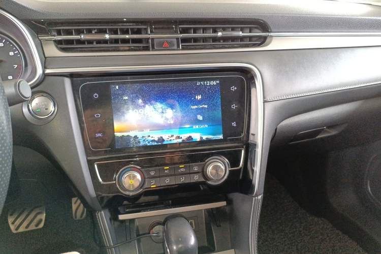 Used MG 6 2017 20T Automatic Luxury Smart Connect Version China V Standard