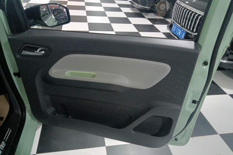 Used Wuling Hongguang MINIEV 2022 Macaron Premium Model – Lithium Iron Phosphate