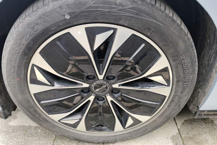 Used BYD Seal 2022 550 km Standard Range Rear-Wheel Drive Prestige Version
