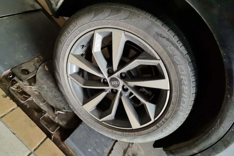 Used Audi Q5L 2023 40T Luxury Dynamic Model