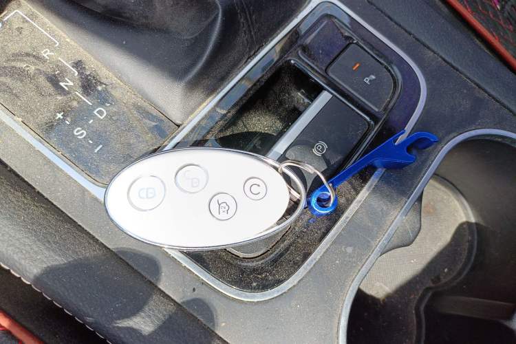 Used BYD Song MAX 2018 1.5T Automatic Smart Connect Elite Model with 6 Seats