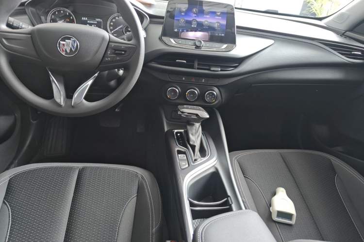 Used Buick Verano 2023 Pro Le Yi Edition Audio And AC Panel
