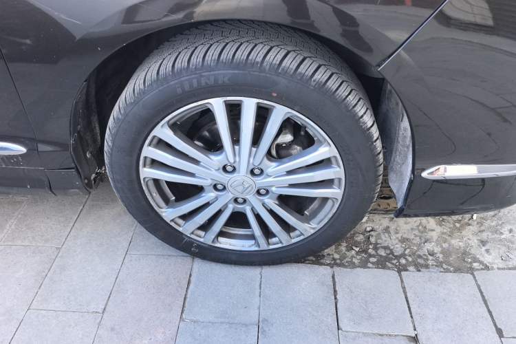 Used Honda Elysion 2016 2.4L Luxury Edition Right Front Wheel Hub