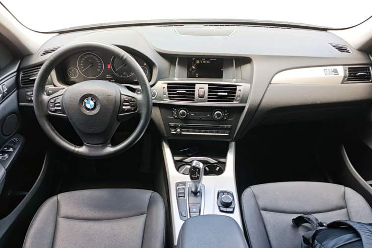 Used BMW X3 2016 sDrive20i

