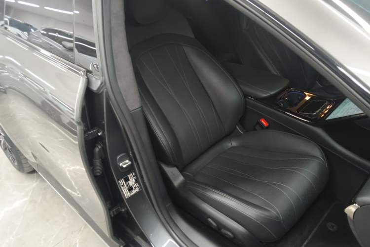 Used IM L7 2022 Dynamic Model
