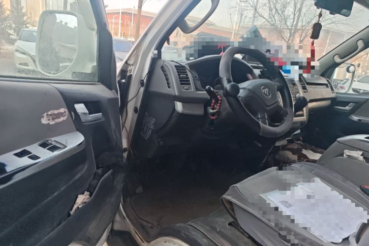 Used Foton Scenic G7 2017 2.0L Long-Wheelbase Commercial Van High Roof 2 Seats 4Q20M
