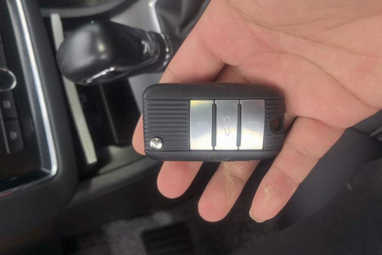 Used Roewe i6 2019 PLUS 20T TST 4G Connected Flagship Superb Edition Vehicle Key