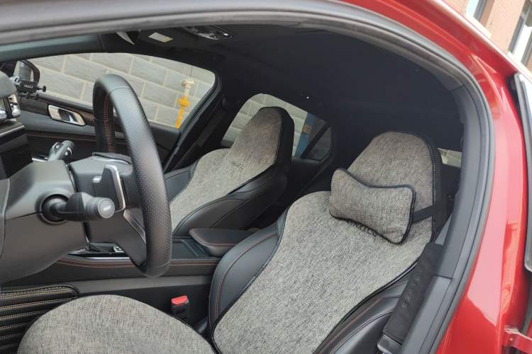 Used Lynk & Co 03 2019 1.5TD DCT JingPro Edition China VI Standard Left Front Seat