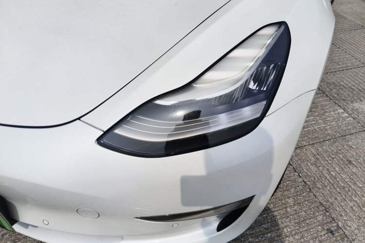 Used Tesla Model 3 2019 Long-Range Rear-Wheel-Drive Version
