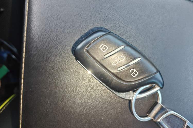 Used Roewe RX5 2021 PLUS 330TGI Automatic National Style Smart Enjoyment Edition