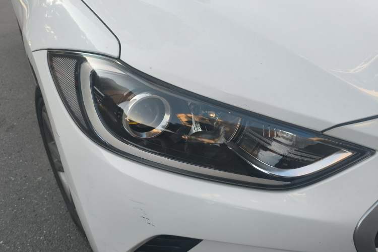 Used Hyundai Elantra (6th Generation / Lingdong) 2016 1.6L Manual ZhiXuan · Dynamic Model
