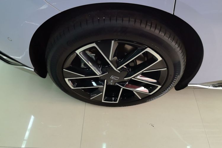 Used Avatr 06 2025 Max All-Electric Version