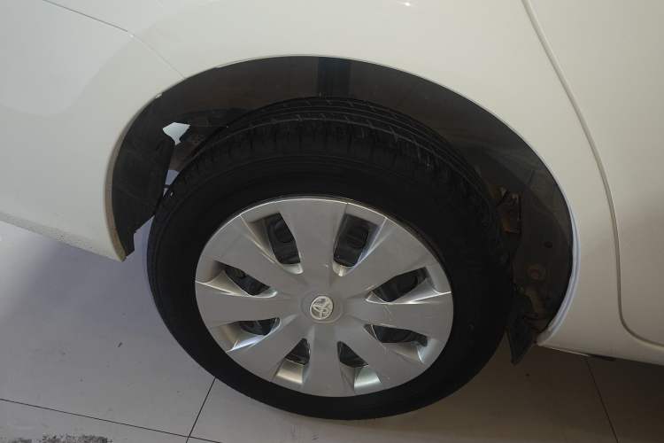 Used Toyota Vios 2017 1.5L CVT Innovation Edition Right Rear Wheel Hub