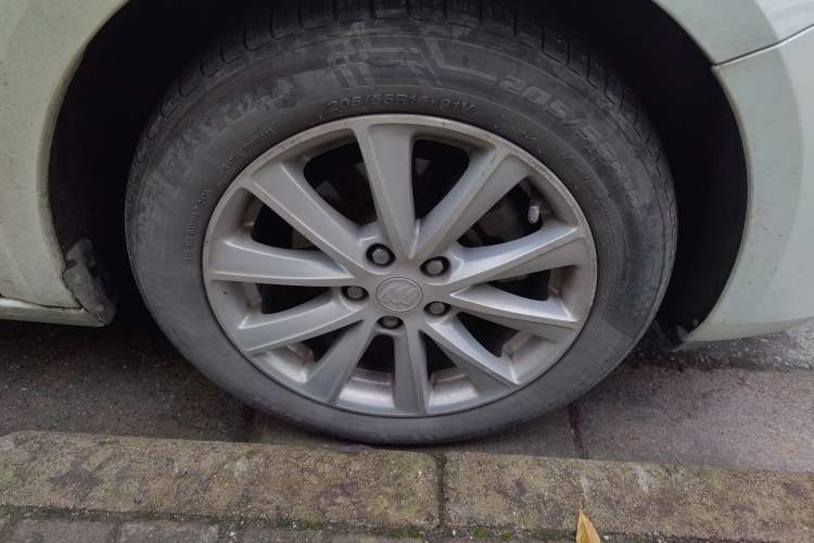 Used Buick Verano 2015 Sedan 20T Dual-Clutch Elite Model