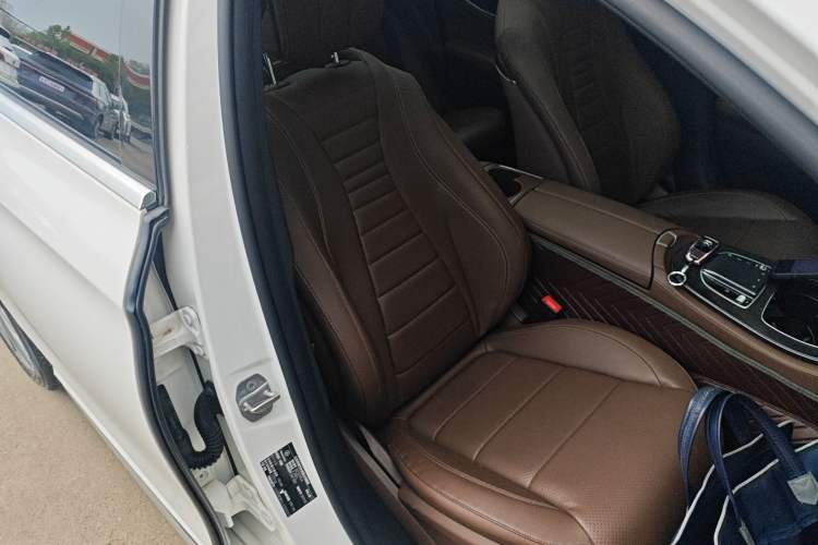 Used Mercedes-Benz E-Class 2020 E 300 L Sporty and Stylish Model Right Front Seat