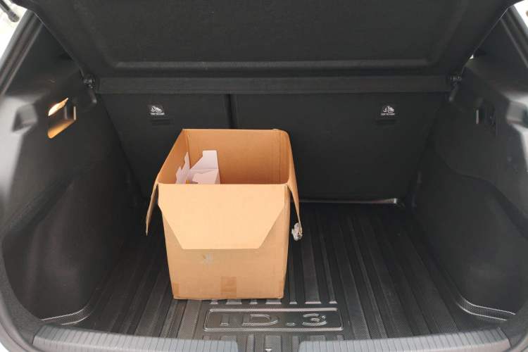 Used Volkswagen ID.3 2025 Revised Version Smart Edition Outstanding Grade Trunk