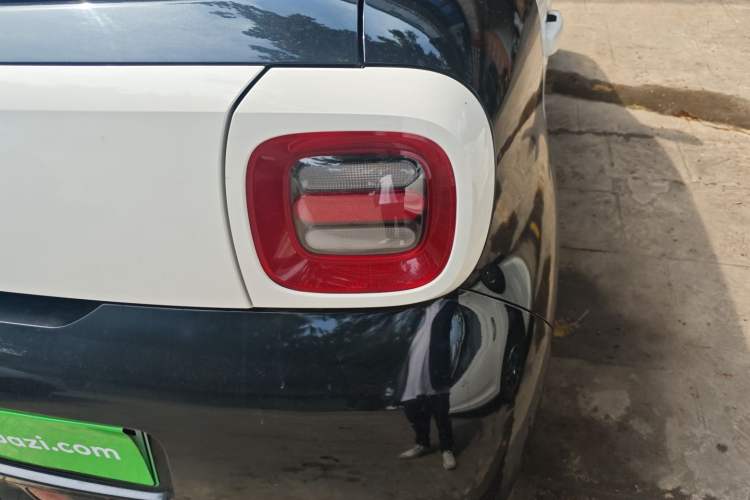 Used ORA Black Cat 2021 301 km Basic Version