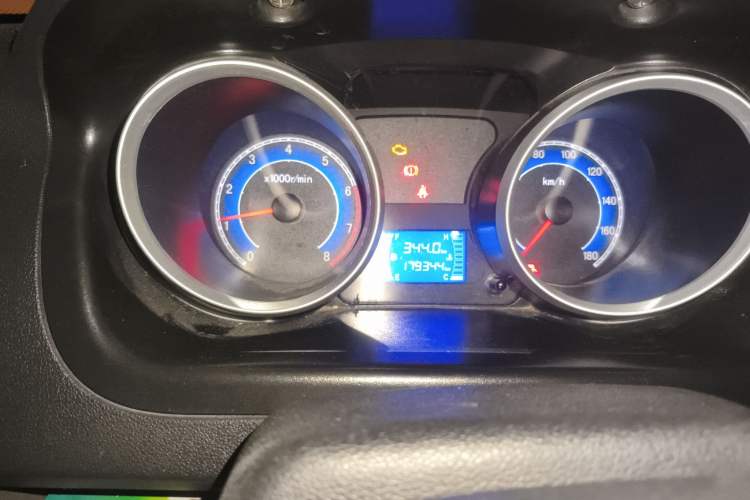 Used CHANGAN KAICHENG Ruixing M60 2019 1.5L Standard Version China VI Emission Standard 5/6 Seats DAM15KR
