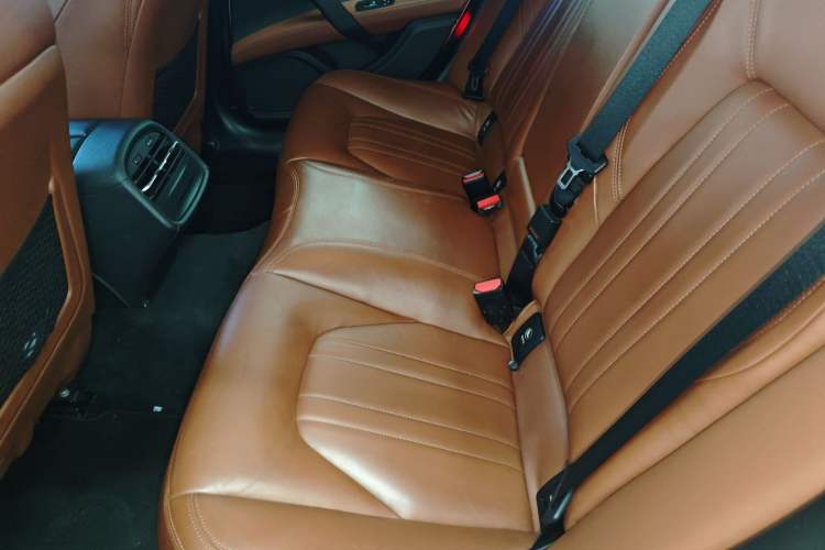 Used Maserati Ghibli 2014 3.0T Standard Edition
